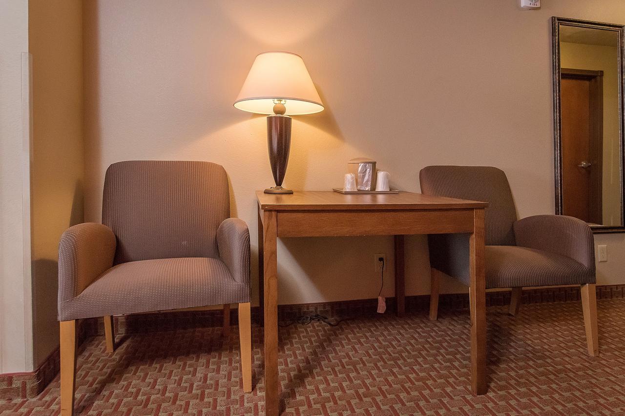 Baymont Inn & Suites By Wyndham Sturgis Zewnętrze zdjęcie