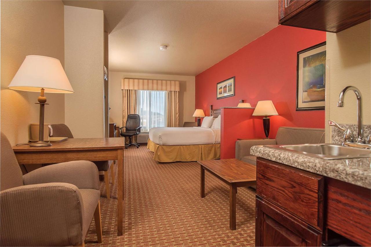 Baymont Inn & Suites By Wyndham Sturgis Zewnętrze zdjęcie